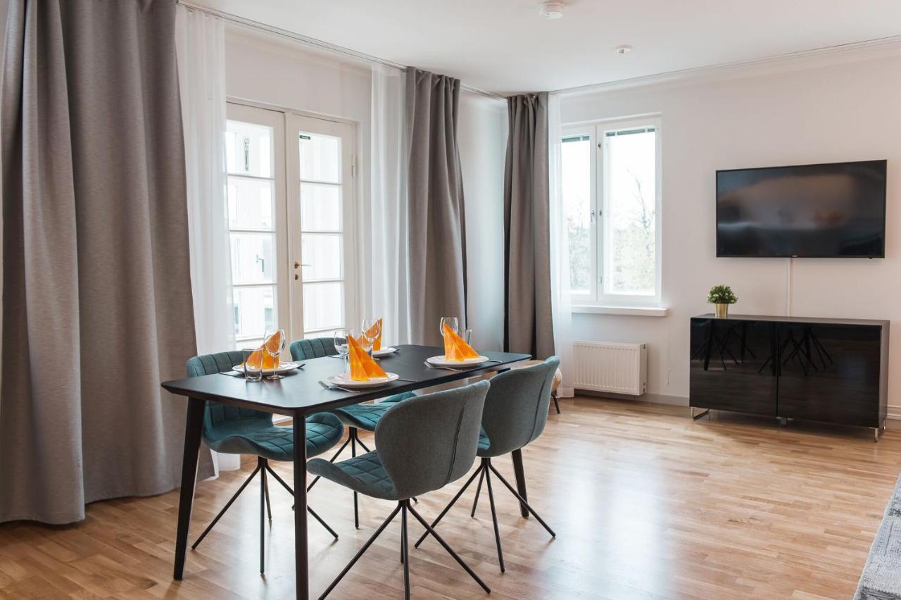 Forenom Serviced Apartments Helsinki Toeoeloe Exterior foto