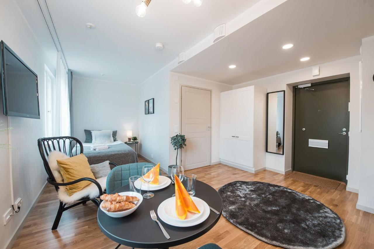 Forenom Serviced Apartments Helsinki Toeoeloe Exterior foto