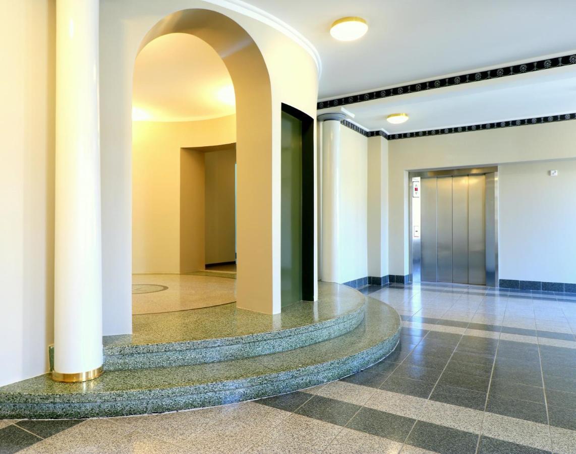 Forenom Serviced Apartments Helsinki Toeoeloe Exterior foto