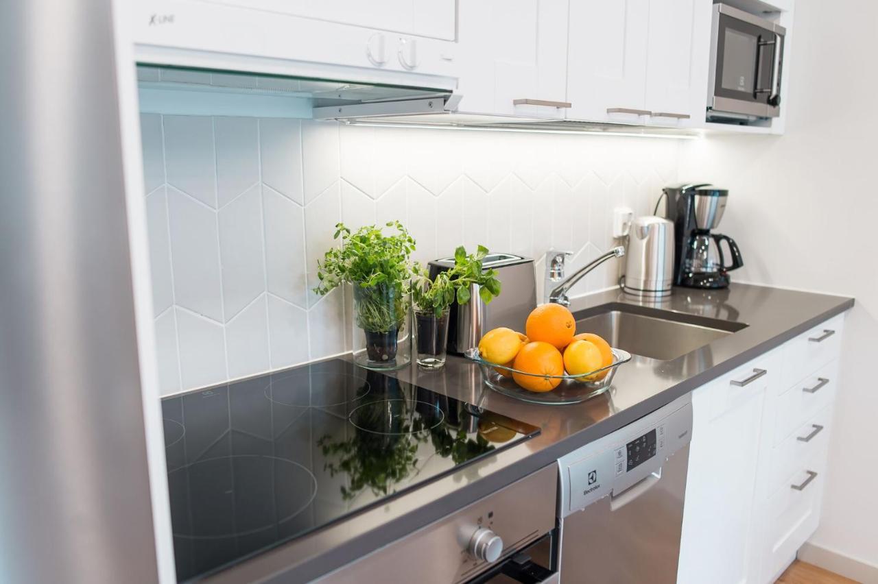 Forenom Serviced Apartments Helsinki Toeoeloe Exterior foto